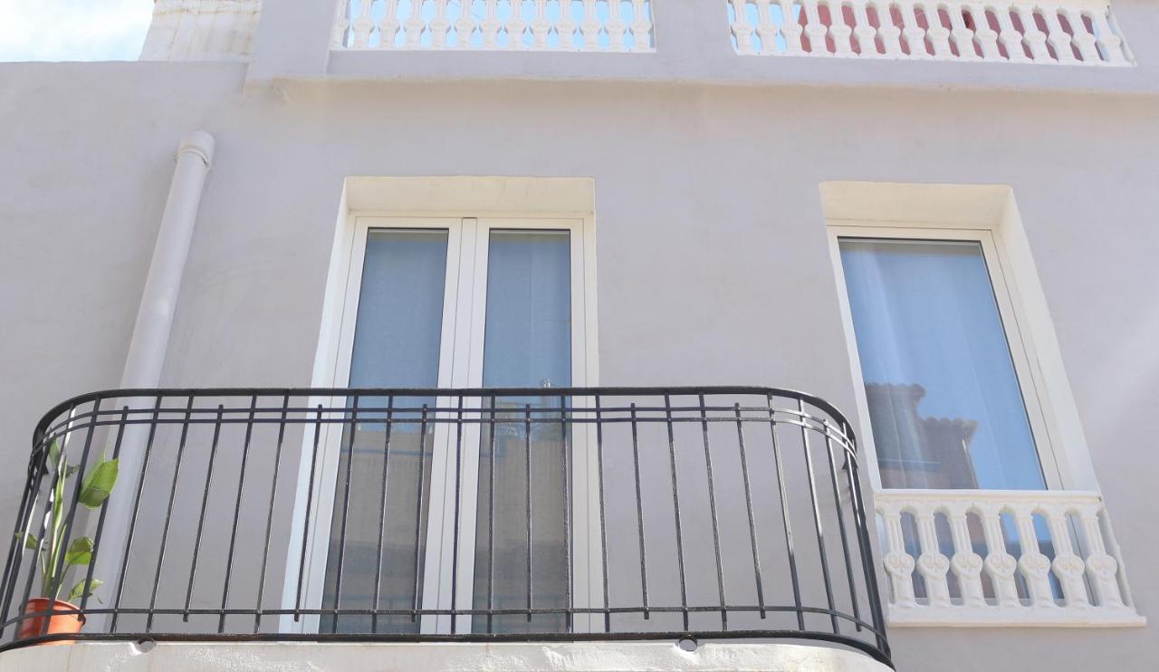 Balaustrada Apartments Бурясот Екстериор снимка